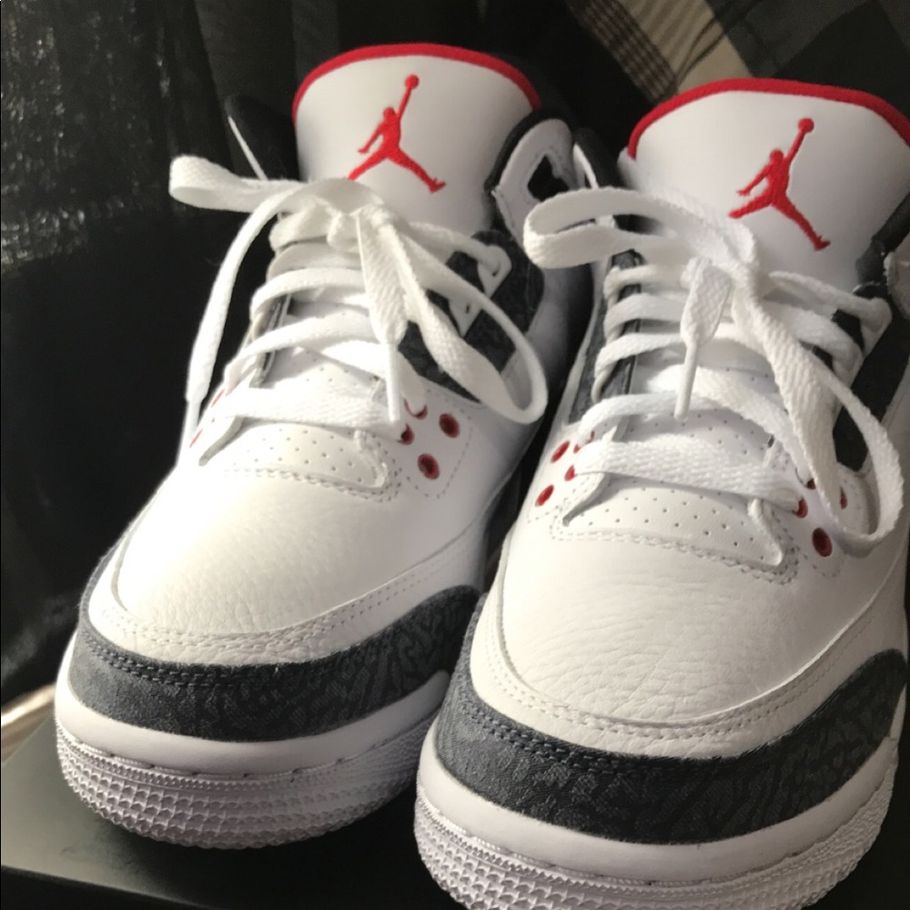 Jordan 3s